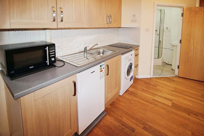 2 Bedroom Apartment To Rent In Kenton Road, Harrow, HA3