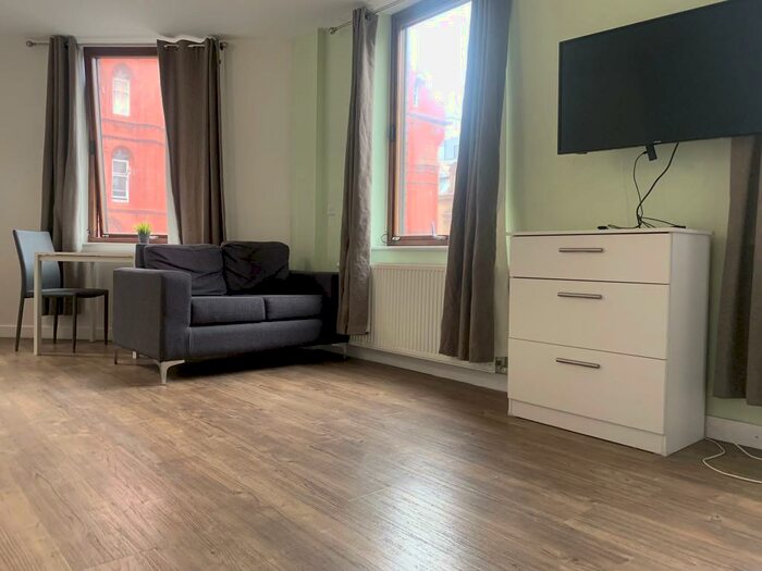 1 Bedroom Apartment To Rent In Moorfields, Liverpool, L2