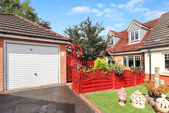 3 Bedroom Bungalow For Sale In Wickham Close, Bideford, Devon, EX39