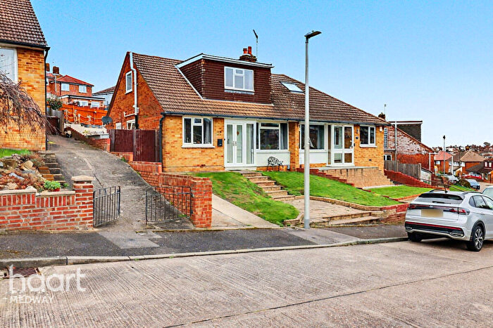 3 Bedroom Semi-Detached Bungalow For Sale In Nickleby Close, Rochester, ME1