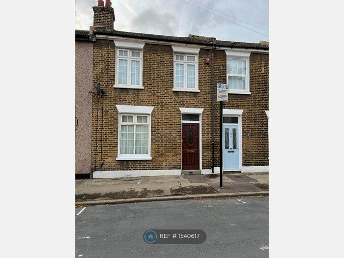 2 Bedroom Terraced House To Rent In Percy Road, London, SE25
