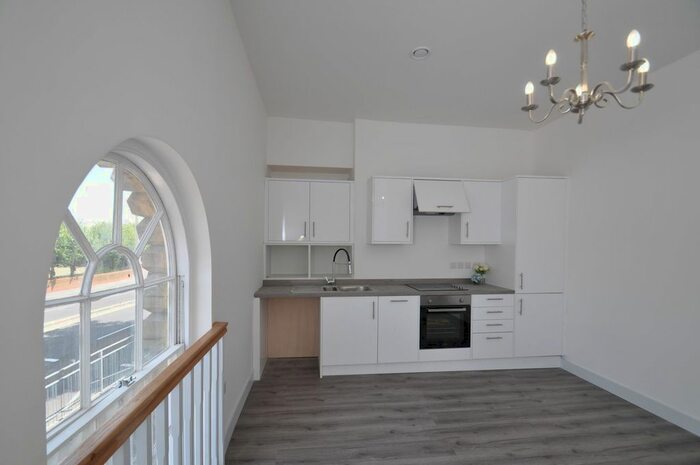 1 Bedroom Flat To Rent In Chart Road, Ashford, TN23