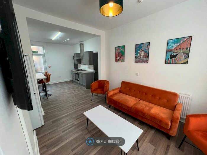 6 Bedroom End Of Terrace House To Rent In Saxony Road, Liverpool, L7