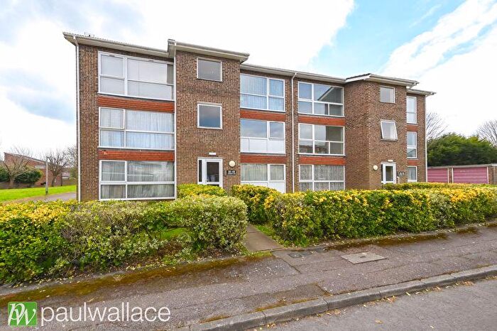 1 Bedroom Apartment For Sale In Berners Way, Broxbourne, EN10