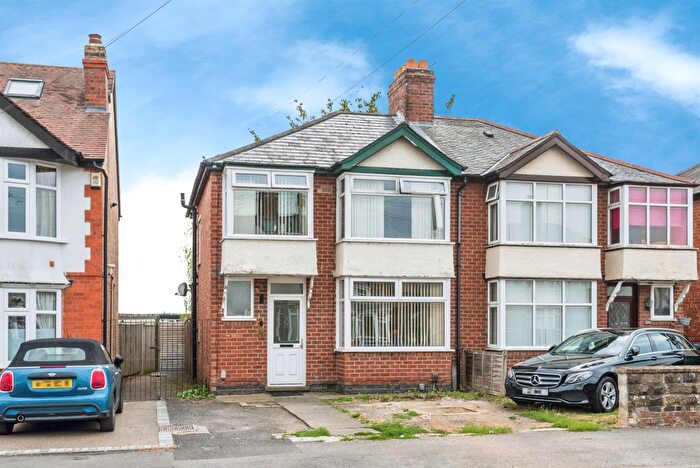 3 Bedroom Semi-Detached House For Sale In Fern Hill Road, Oxford, OX4