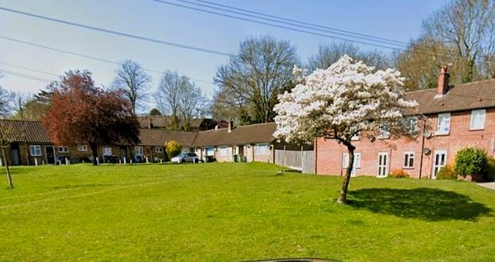 Studio To Rent In Binyon Crescent, Stanmore, HA7