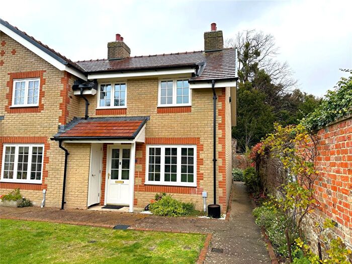 2 Bedroom End Of Terrace House To Rent In Garden Court, Gatchell Oaks, Trull, TA3