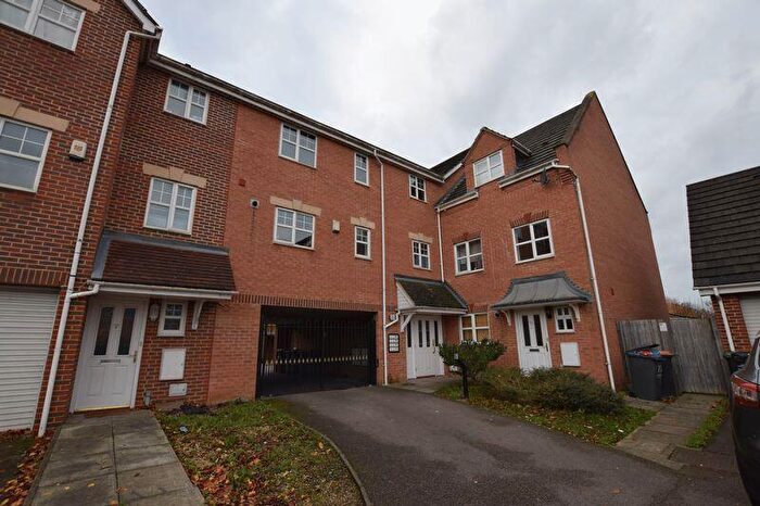 2 Bedroom Apartment To Rent In Haynes Road, Bedford, MK42