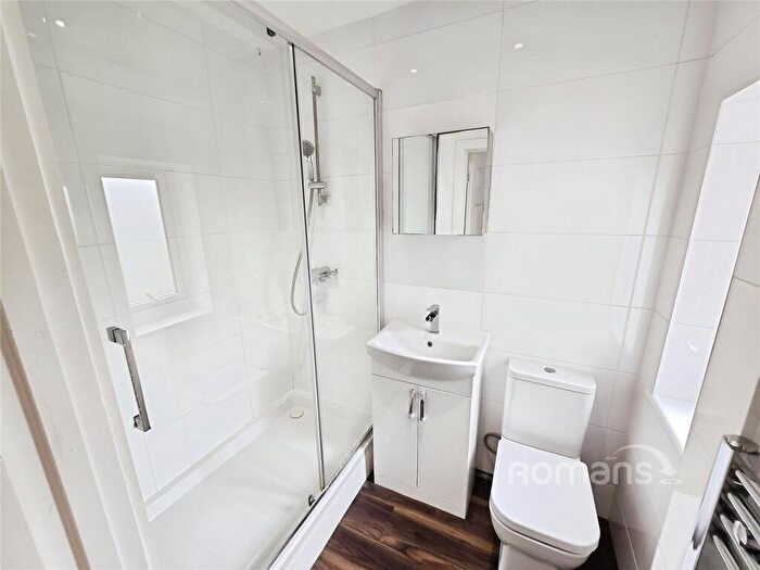 4 Bedroom Semi-Detached House To Rent In Elizabeth Gardens, Ascot, SL5
