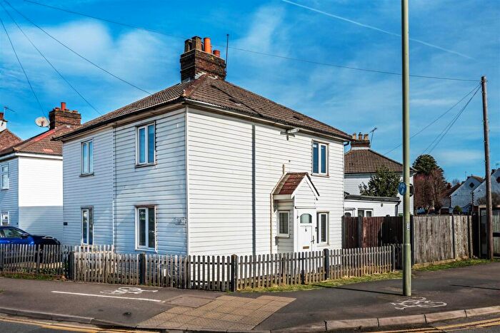 2 Bedroom Semi Detached House For Sale In Kingston Road, Leatherhead, KT22