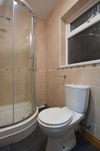 6 Bedroom House To Rent In Strathnairn Street, Roath, CF24