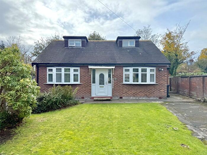 2 Bedroom Bungalow To Rent In Litherland Park, Litherland, Waterloo, L21