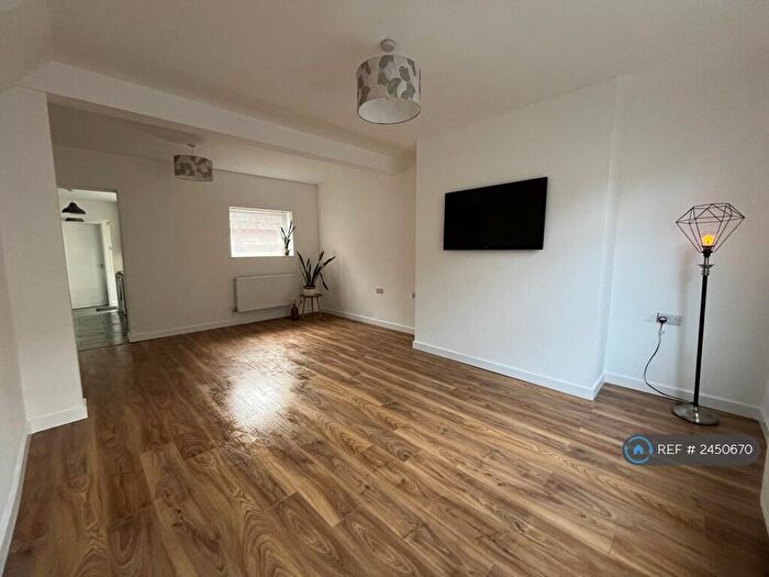 3 Bedroom Terraced House To Rent In Albert St, Chilton, DL17
