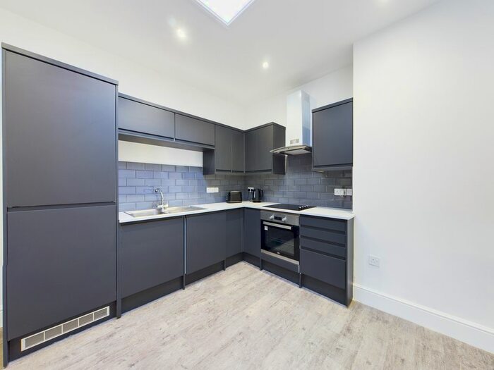 2 Bedroom Flat To Rent In Parliament Street, Hull, HU1