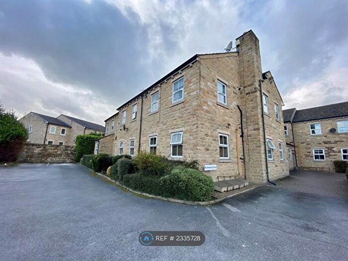2 Bedroom Flat To Rent In Richmond Court, Rodley, Leeds, LS13