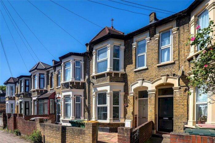 4 Bedroom House To Rent In Plaistow, London, E13