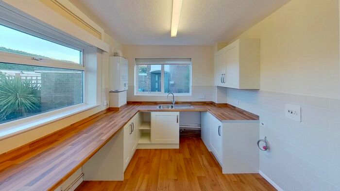 2 Bedroom Flat To Rent In Windermere Court, Goring Street BN12