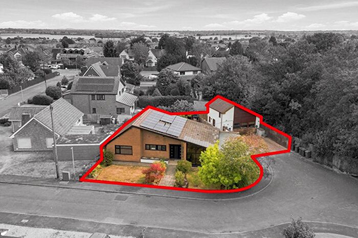 4 Bedroom Detached House For Sale In Middelburg Close, Nuneaton, CV11