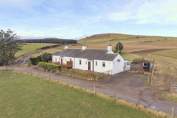 2 Bedroom Semi-Detached House For Sale In East Cottage, Cockerstone Farm Cottages, Bankfoot, Perth PH1