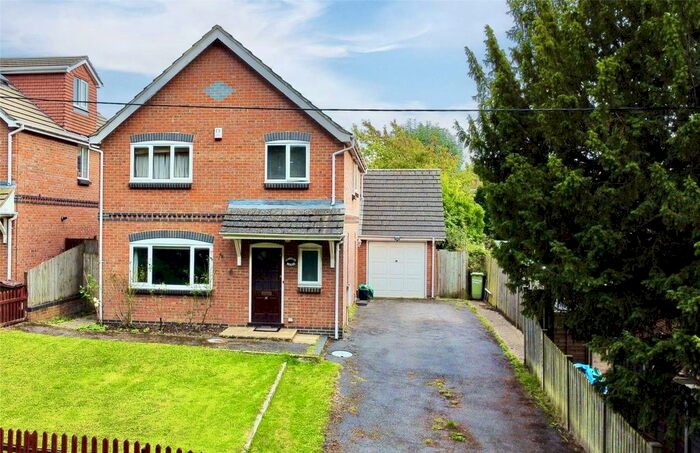 4 Bedroom Detached House For Sale In Swallowfield Road, Reading, Berkshire, RG2