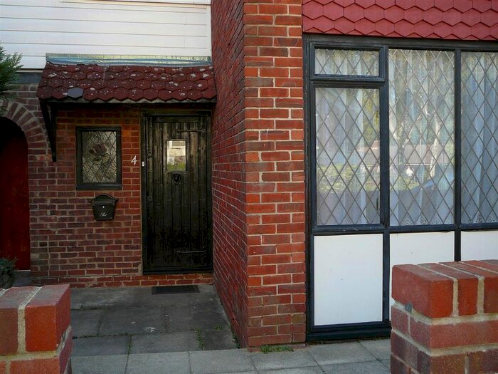 5 Bedroom Property To Rent In Grosvenor St, Southsea, Portsmouth, PO5