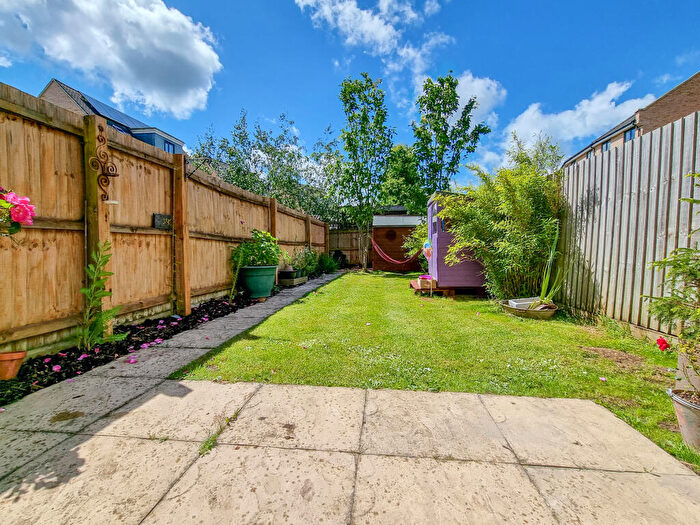 3 Bedroom Town House For Sale In Fleming Way, Withersfield, Haverhill, CB9