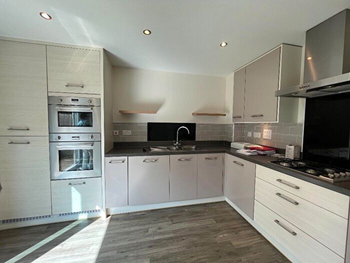 1 Bedroom Detached House To Rent In Colts Ground, Bristol, [Ref: KhpLlt], BS16