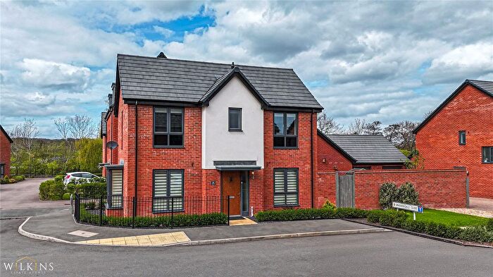 3 Bedroom Detached House For Sale In Sparrowdale Close, Grendon, Atherstone, Warwickshire, CV9