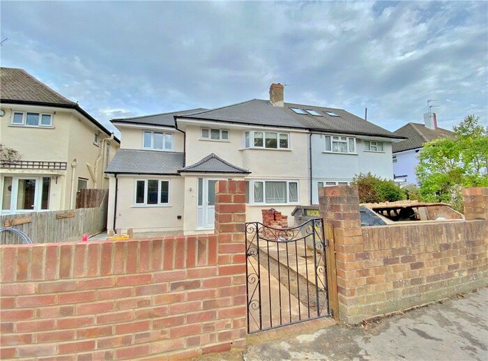 4 Bedroom Semi-Detached House To Rent In Staines Road, Twickenham, TW2