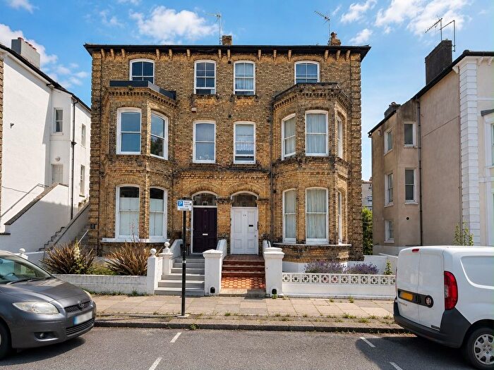 Studio For Sale In Selborne Road, Hove, BN3