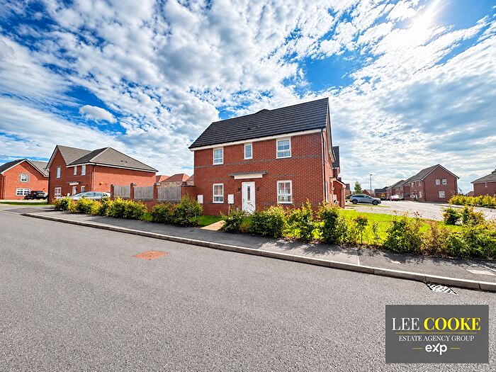 3 Bedroom Semi-detached House For Sale In Porter Drive, Deer's Rise, Hednesford, Cannock, WS12