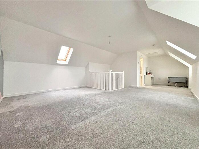 5 Bedroom Detached House For Sale In Barleycorn Way, Beck Row, IP28