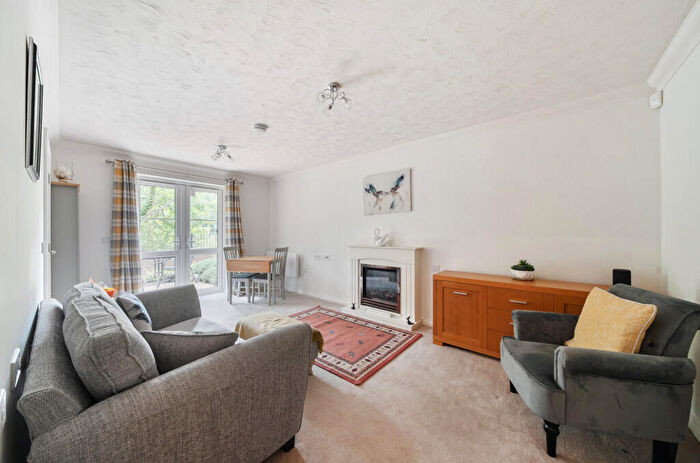 1 Bedroom Apartment For Sale In Water Lane, Towcester, Northamptonshire, NN12