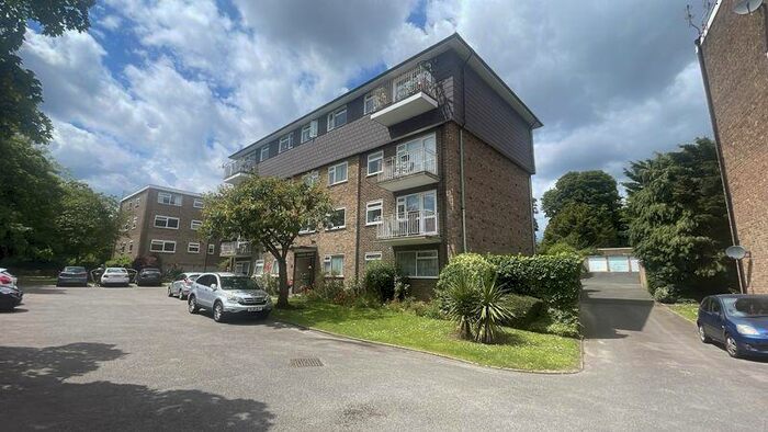 2 Bedroom Apartment To Rent In Shortlands Road, Bromley, BR2