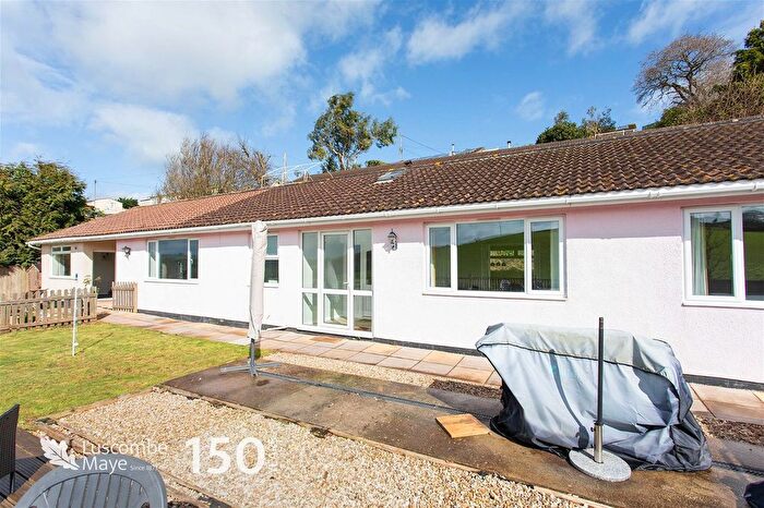 4 Bedroom Bungalow For Sale In Totnes Road, Paignton, TQ4