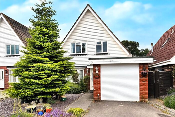 3 Bedroom Detached House For Sale In Badgers Walk, Angmering, West Sussex, BN16