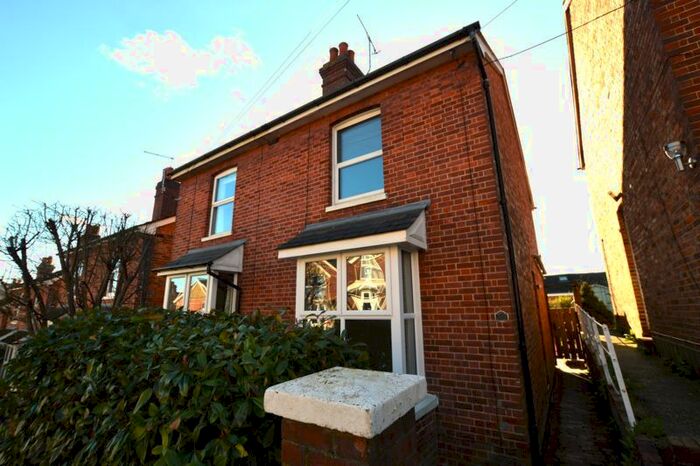3 Bedroom Semi-Detached House To Rent In Bedroom Semi-Detached House, Cambrian Road, Tunbridge Wells, TN4
