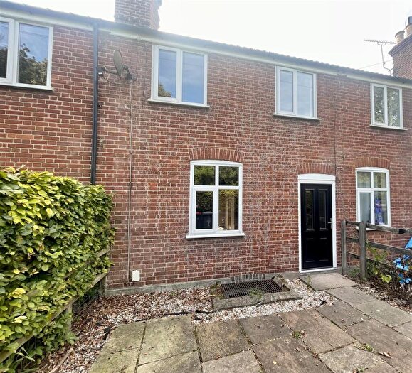3 Bedroom Terraced House To Rent In Chalkpit Cottages, Canterbury, Kent, CT4