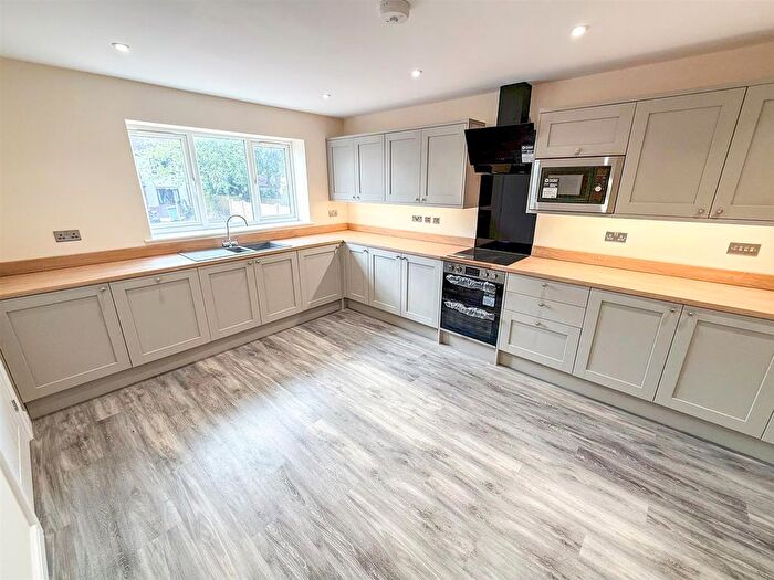 3 Bedroom Detached House For Sale In Queensway, Nesscliffe, Shrewsbury, SY4