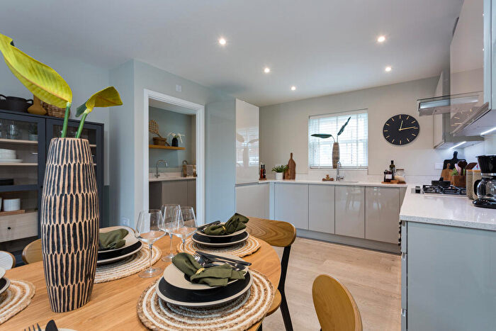 4 Bedroom Detached House For Sale In Stoneleigh View, Off Glasshouse Lane, Kenilworth, CV8