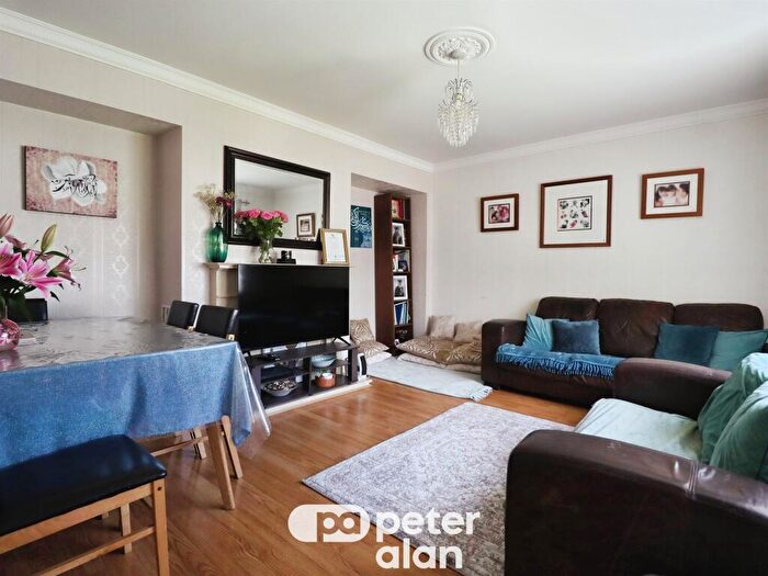 3 Bedroom Semi-Detached House For Sale In Western Drive, Cardiff, CF14