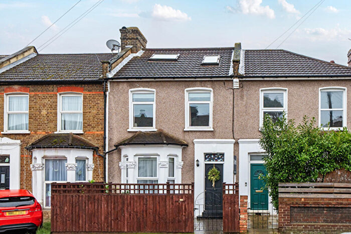 4 Bedroom Terraced House For Sale In Sandhurst Road, London, SE6