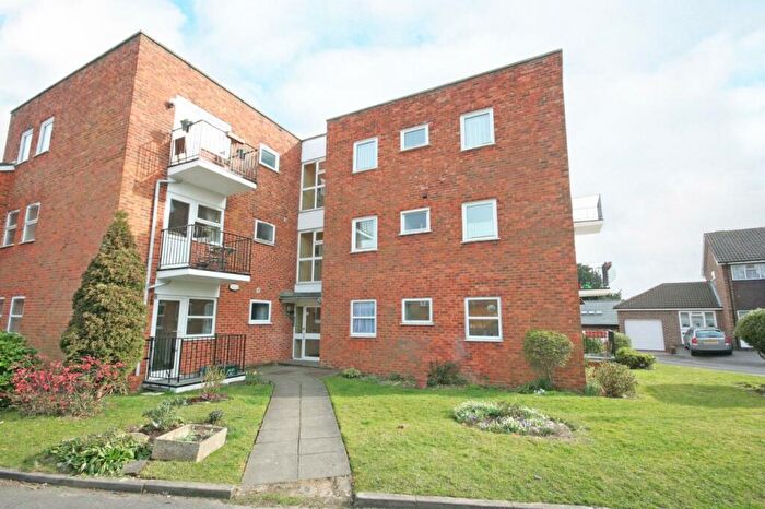2 Bedroom Flat To Rent In The Priory, Monks Close, Redbourn, St. Albans, AL3