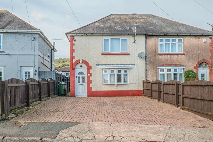 3 Bedroom Semi-Detached House For Sale In North Road, Pontypool, NP4