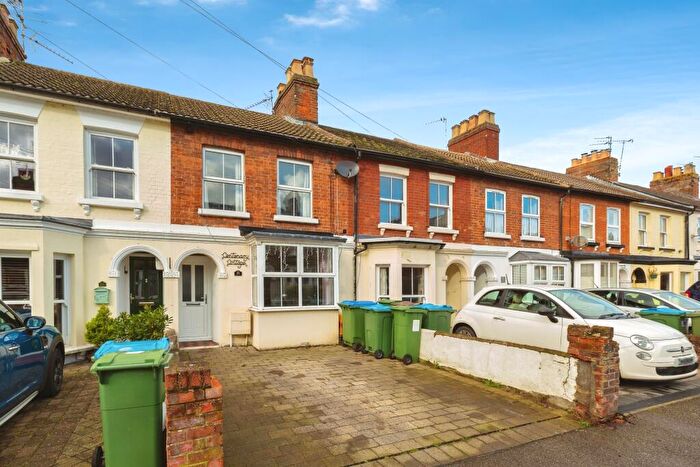 3 Bedroom Terraced House To Rent In Queen Street, Aylesbury, HP20