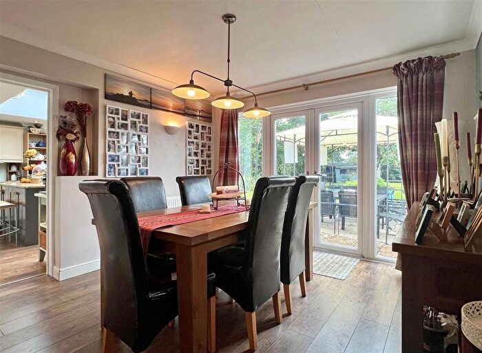 4 Bedroom Detached House For Sale In London Road, Black Notley, Braintree, CM77