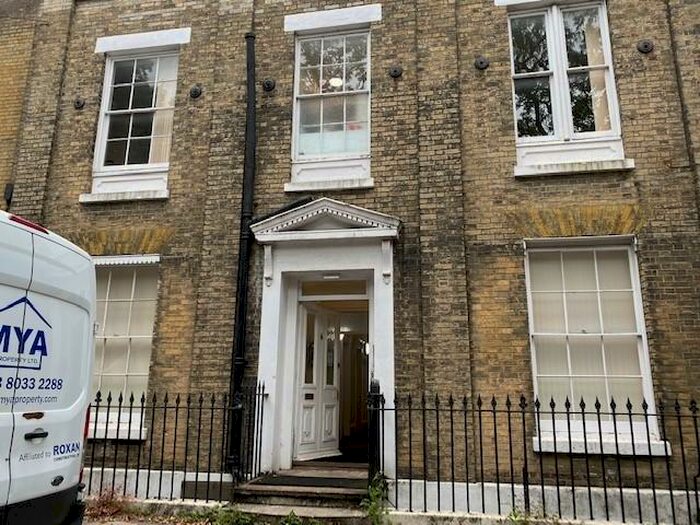 1 Bedroom Flat To Rent In Cranbury Terrace, Southampton, Hampshire, SO14