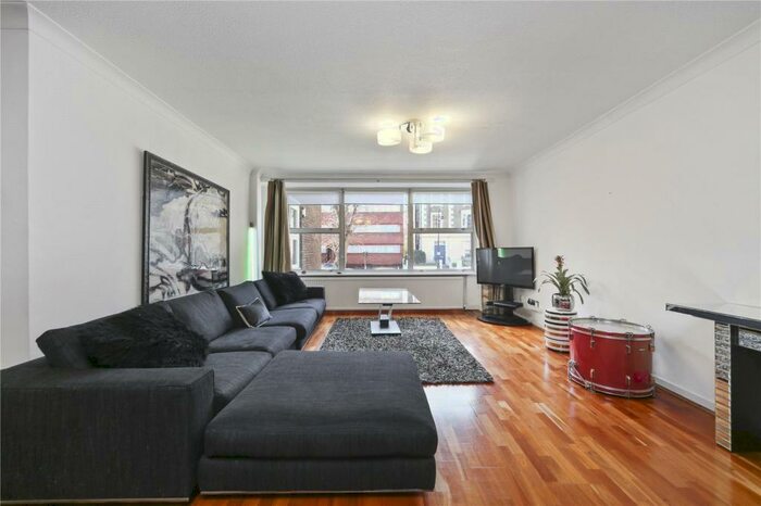 3 Bedroom Flat To Rent In Darwin Court, Gloucester Avenue, Primrose Hill, London, NW1