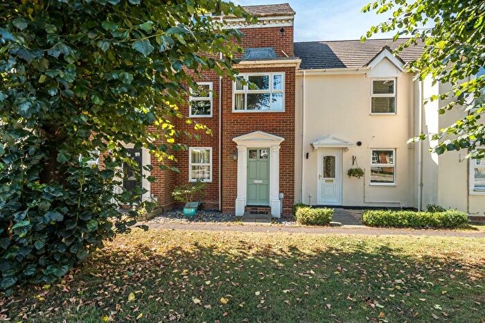 2 Bedroom Town House To Rent In Watermead, Aylesbury, HP19