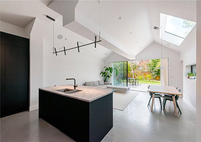 5 Bedroom Semi Detached House To Rent In Kings Road, London, NW10